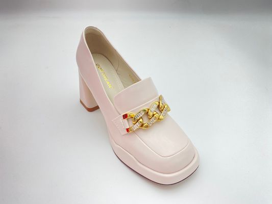 ผู้หญิงรองเท้าส้นสูงขาว มีรองเท้าที่หนา และง่ายที่จะถอดออกในช่วงซัมเมอร์สําหรับผู้หญิง